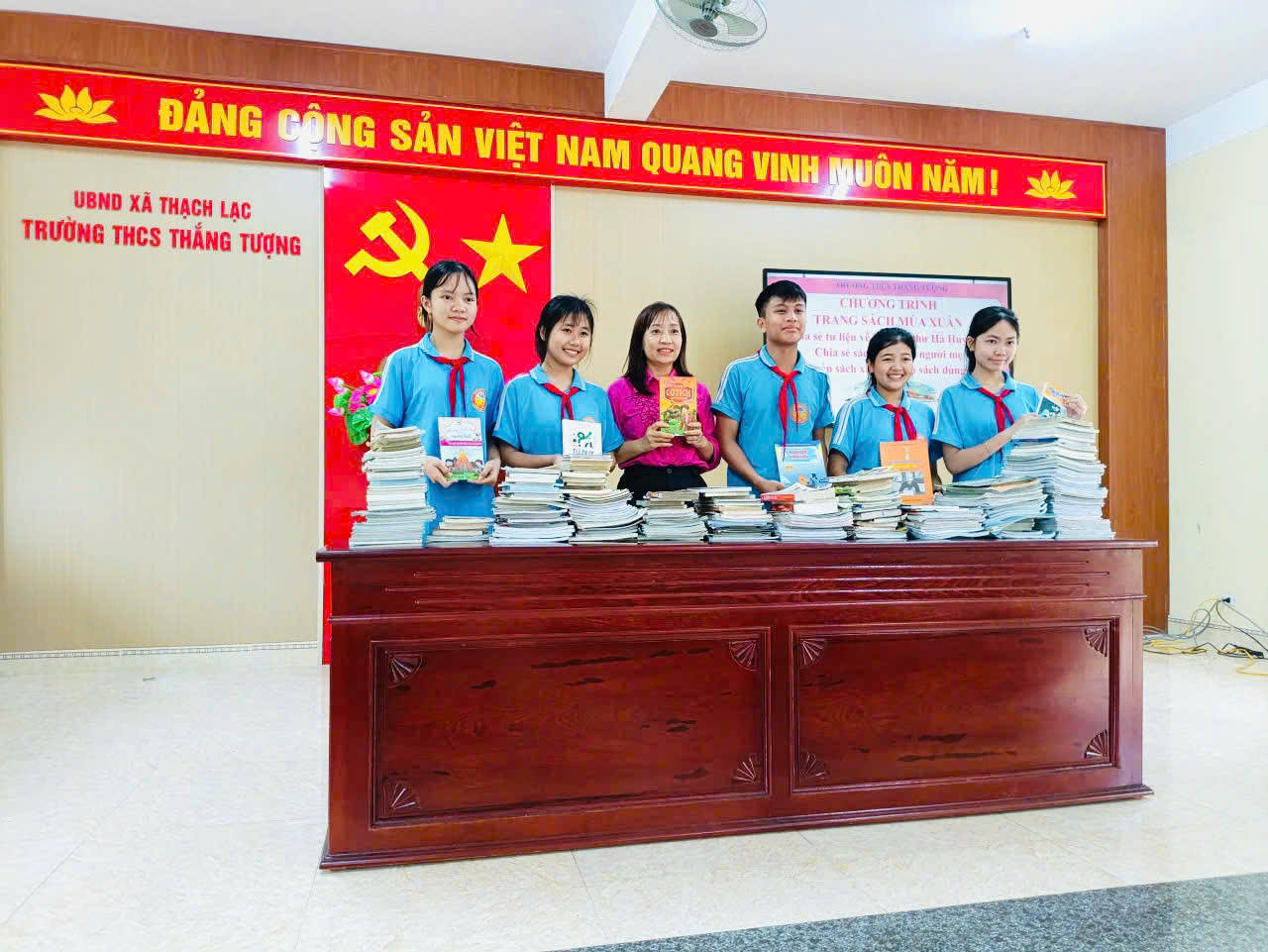 TRƯỜNG THCS THẮNG TƯỢNG-HÀNH TRÌNH TÌM VỀ CỘI NGUỒN QUA NHỮNG TRANG SÁCH