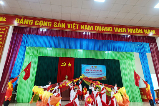 Hội thi văn nghệ chào mừng kỷ niệm 81 năm Cách mạng Tháng Tám và Quốc khánh 2/9