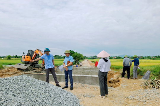 HĐND xã Thạch Lạc giám sát các công trình đầu tư công trên địa bàn