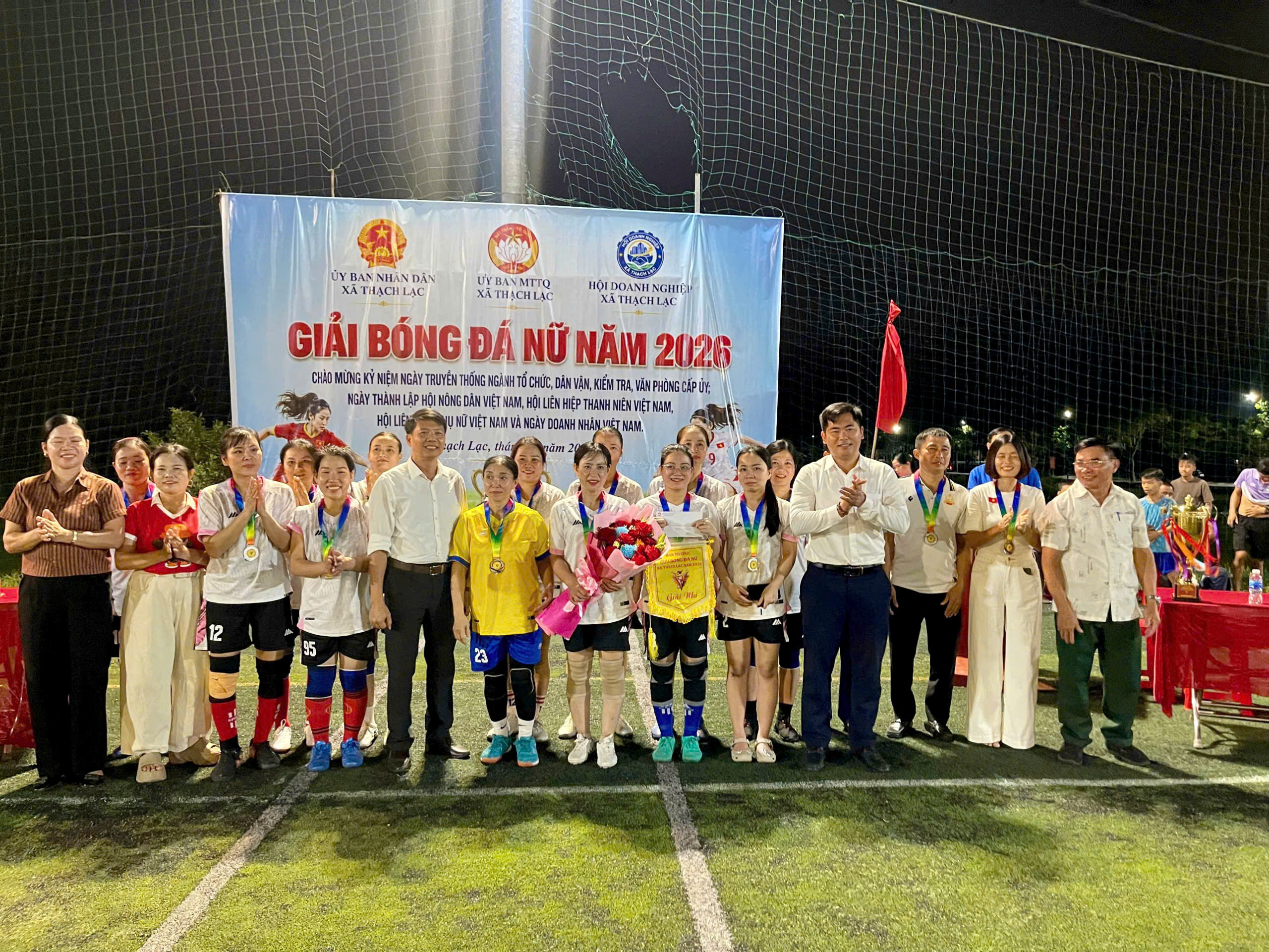 Bế mạc Giải bóng đá nữ xã Thạch Lạc năm 2026