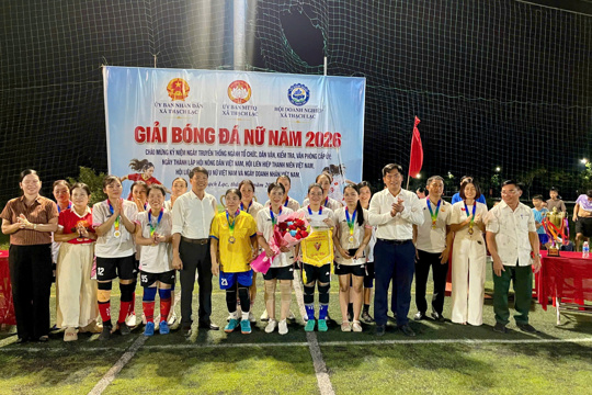Bế mạc Giải bóng đá nữ xã Thạch Lạc năm 2026 