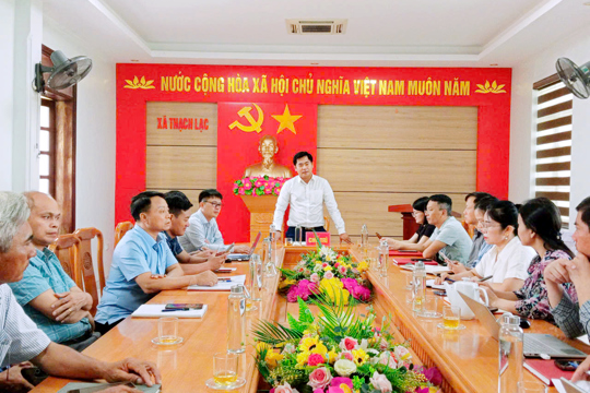 UBND xã Thạch Lạc làm việc với các đơn vị thi công các công trình, dự án trên địa bàn