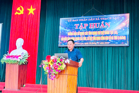 Tập huấn nâng cao kiến thức chuyển đổi số cho cán bộ, công chức, viên chức.