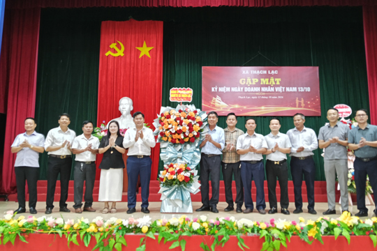 Thạch Lạc gặp mặt ngày doanh nhân Việt Nam 13/10 