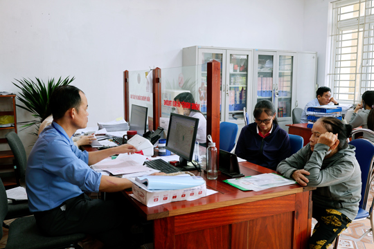 Tạo đột phá cải cách hành chính với dịch vụ công trực tuyến tại xã Thạch Lạc 