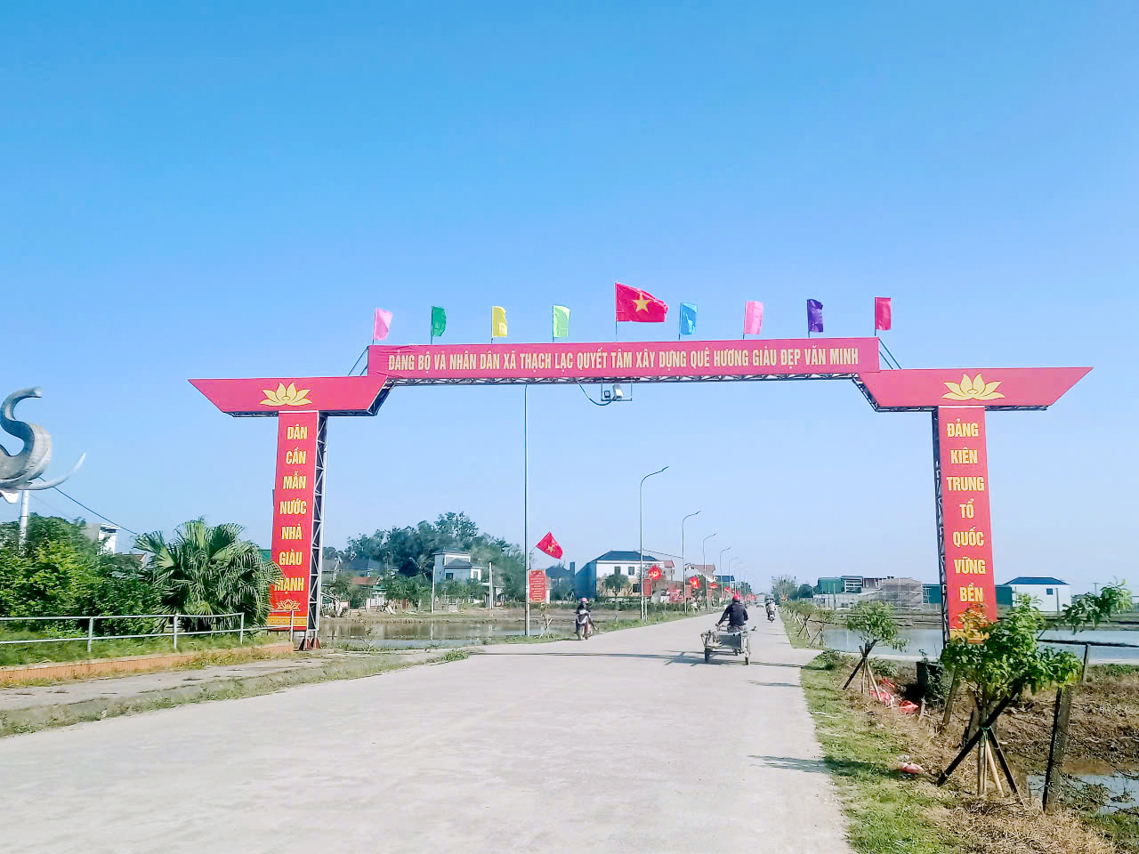THẠCH LẠC BƯỚC VÀO XUÂN MỚI VỚI NIỀM TIN VÀ KHÁT VỌNG 