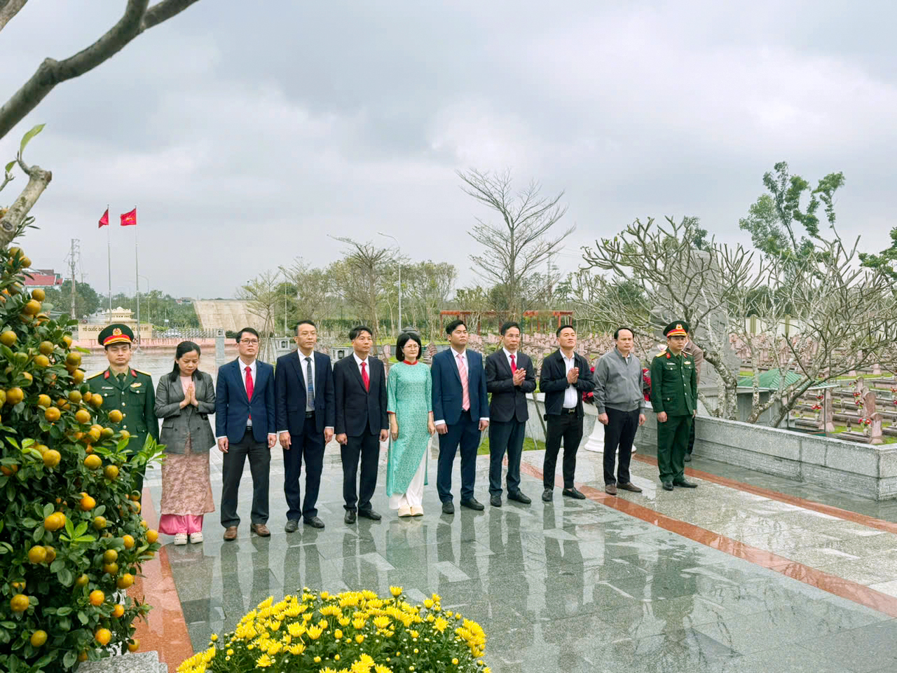 THẠCH LẠC PHÁT HUY TRUYỀN THỐNG CÁCH MẠNG, ĐOÀN KẾT XÂY DỰNG VÀ PHÁT TRIỂN QUÊ HƯƠNG 